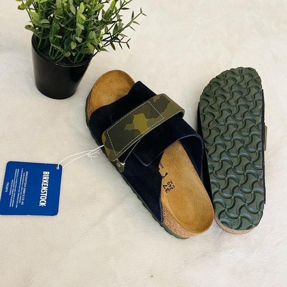 🔥🔥SOLD!!!!!!New Birkenstock Sandals 🔥🔥 - Picture 1 of 5